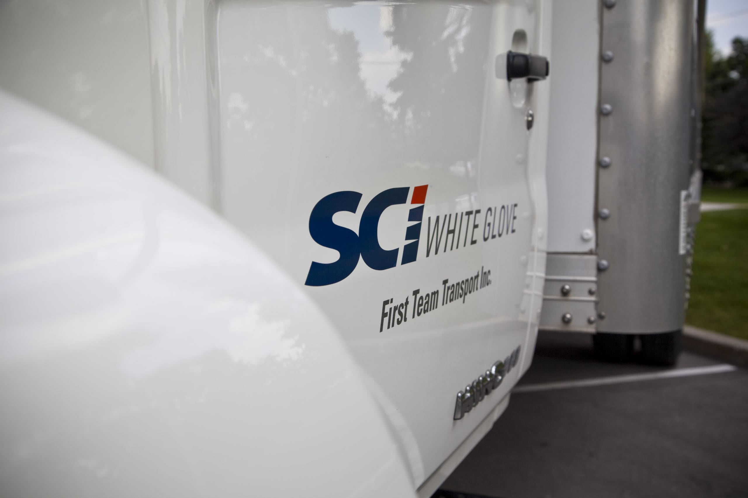 What is White Glove delivery and why should you use it?